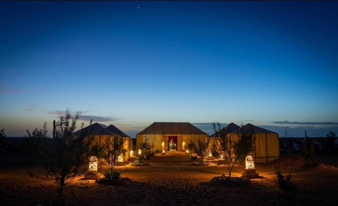 Dune Merzouga Camp Bagian luar foto
